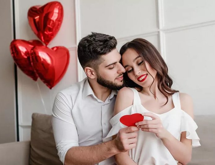 توافق الحب والرومانسية بين الأبراج 2026
